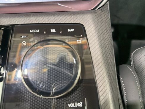 Used 2025 BMW X3 xDrive30i w/ Premium Package image 38