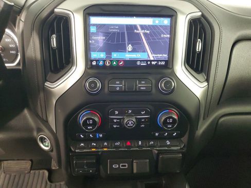 Used 2021 Chevrolet Silverado 1500 LTZ w/ LTZ Premium Package AWD/4WD image 18