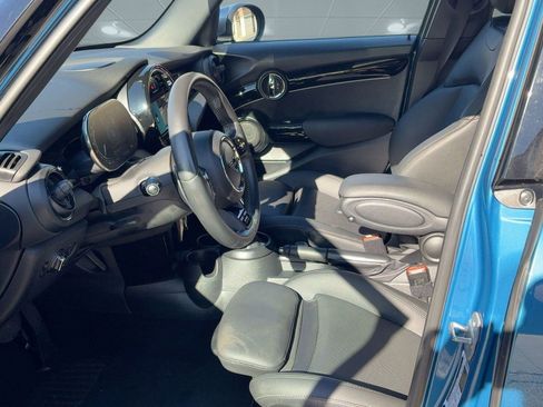 Certified 2023 MINI Cooper S image 5