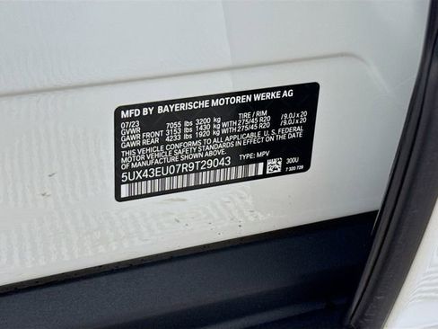 Used 2024 BMW X5 xDrive50e w/ Premium Package image 35