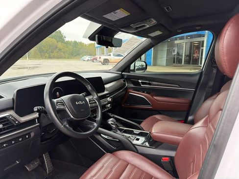Used 2024 Kia Telluride SX Prestige AWD/4WD image 14