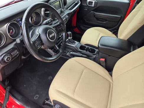 Used 2018 Jeep Wrangler Unlimited Sport S AWD/4WD image 2