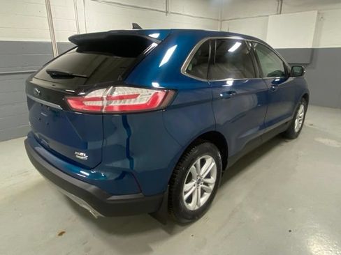 Used 2020 Ford Edge SEL w/ Cold Weather Package AWD/4WD image 3