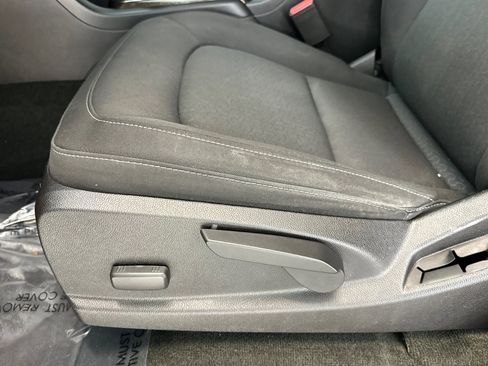 Used 2017 GMC Canyon SLE w/ SLE Convenience Package RWD image 14