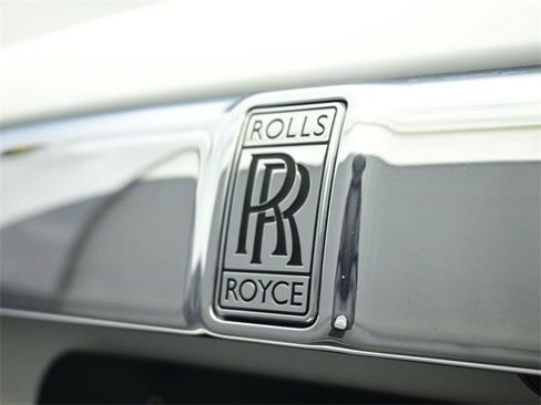 Used 2016 Rolls-Royce Dawn image 50