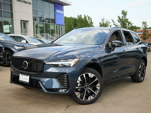 New 2026 Volvo XC60 B5 Plus w/ Protection Package Premier image 2