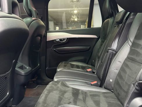 Used 2016 Volvo XC90 T5 R-Design FWD image 23