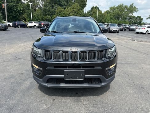 Used 2018 Jeep Compass Latitude AWD/4WD image 8