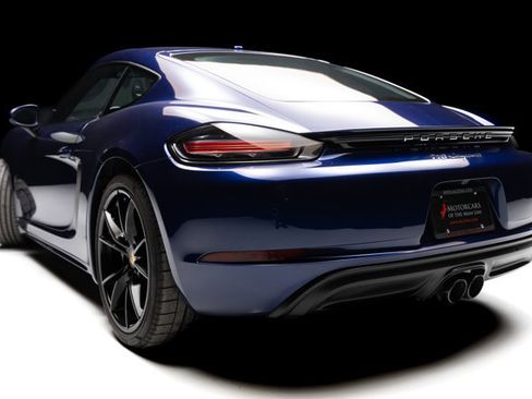 Used 2025 Porsche 718 Cayman image 22
