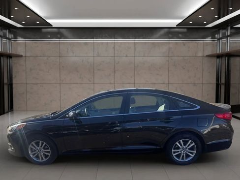 Used 2015 Hyundai Sonata SE image 3