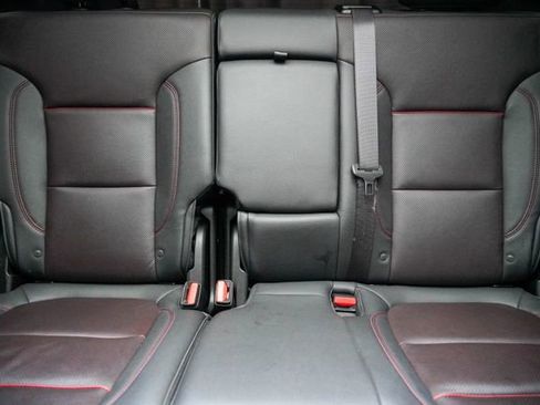 Used 2022 Chevrolet Blazer RS w/ Enhanced Convenience Package image 3