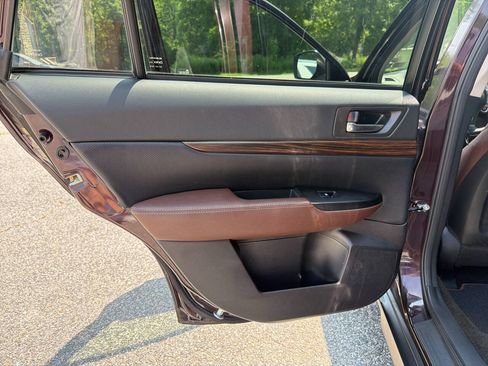 Used 2013 Subaru Outback 3.6R Limited w/ Special Appearance Pkg AWD/4WD image 20