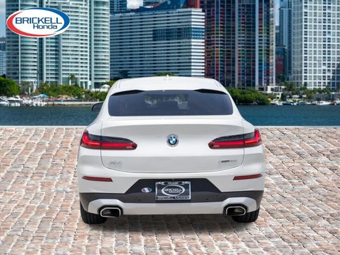 Used 2025 BMW X4 xDrive30i AWD/4WD image 6