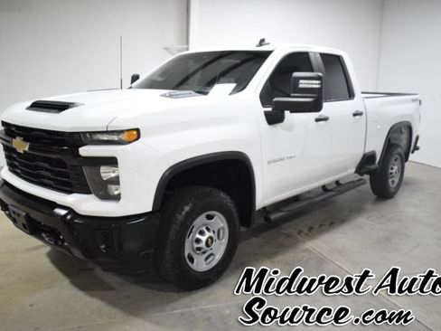 Used 2024 Chevrolet Silverado 2500 W/T w/ WT Fleet Convenience Package AWD/4WD image 1