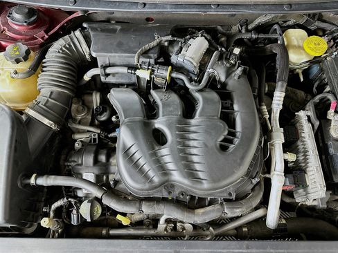 Used 2015 Chrysler 200 C w/ Navigation & Sound Group I image 32