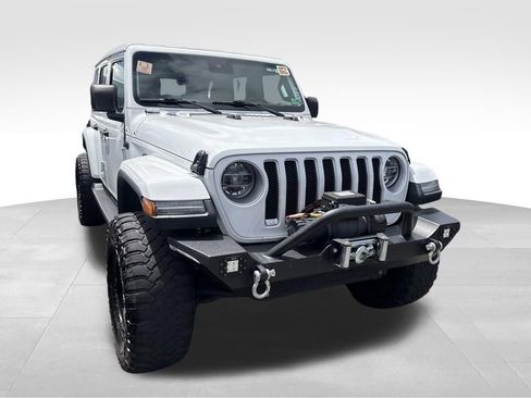 Used 2020 Jeep Wrangler Unlimited Sahara AWD/4WD image 15