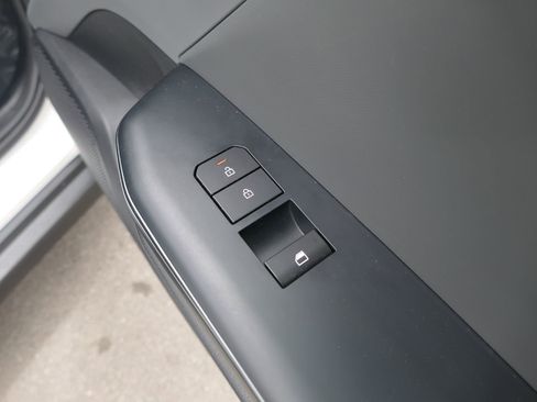 Certified 2025 Kia K4 FWD image 26