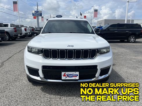 Used 2022 Jeep Grand Cherokee L Limited AWD/4WD image 8