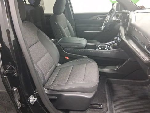 Used 2025 Chevrolet Traverse LT AWD/4WD image 27