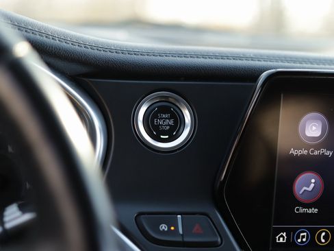 Used 2020 Chevrolet Blazer LT w/ Sound & Technology Package image 19