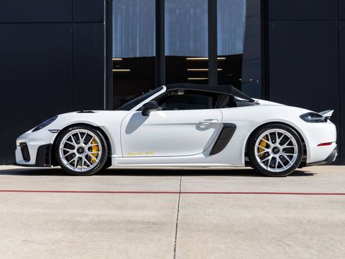 Certified 2025 Porsche 718 Boxster Spyder RS RWD image 2