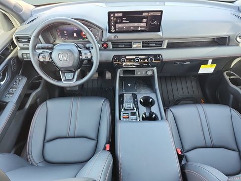 New 2026 Honda Pilot TrailSport image 16