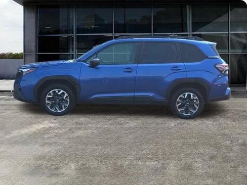 Used 2026 Subaru Forester Premium AWD/4WD image 7