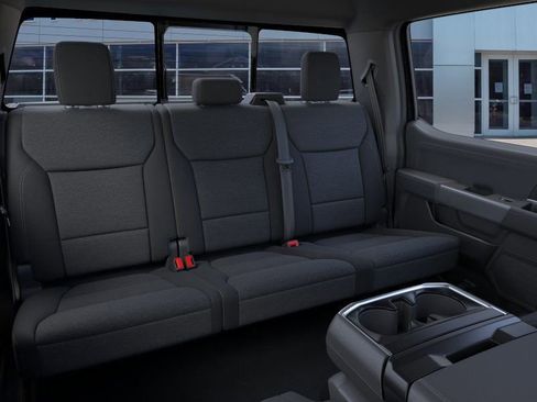 Used 2025 Ford F150 XLT w/ Equipment Group 302A MID image 11