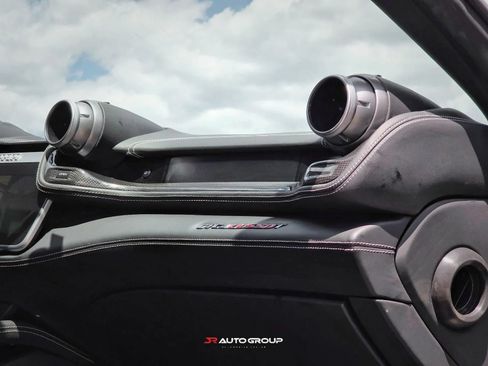 Used 2018 Ferrari GTC4Lusso T RWD image 25