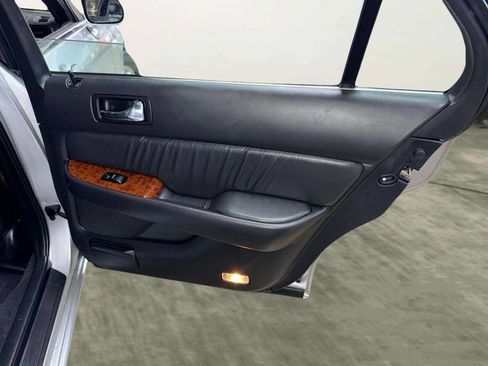 Used 2002 Acura RL image 26