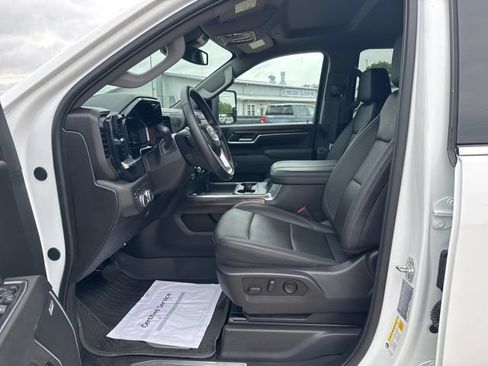 Used 2025 GMC Sierra 2500 SLT AWD/4WD image 15