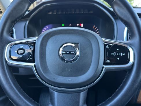 Certified 2023 Volvo XC90 B5 Plus image 29