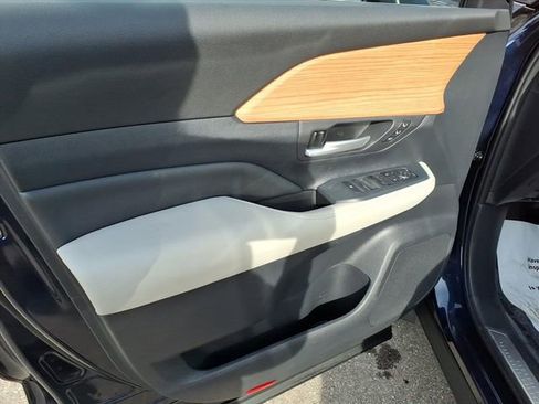 Used 2026 Toyota Grand Highlander Platinum image 14