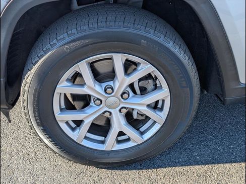 Used 2021 Jeep Grand Cherokee L Limited image 26