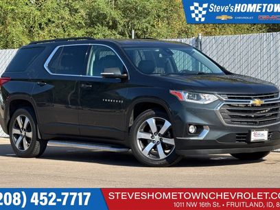 Used 2021 Chevrolet Traverse LT w/ LT Premium Package