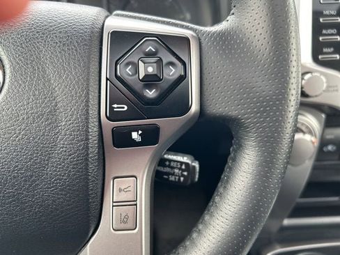 Used 2022 Toyota 4Runner SR5 Premium w/ Moonroof Package AWD/4WD image 23