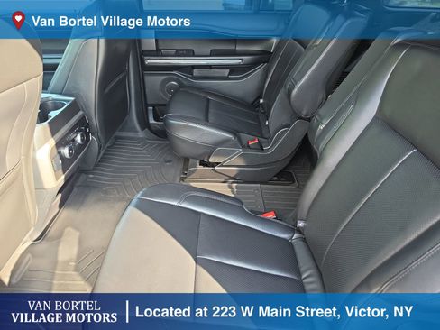 Used 2021 Ford Expedition XLT AWD/4WD image 26