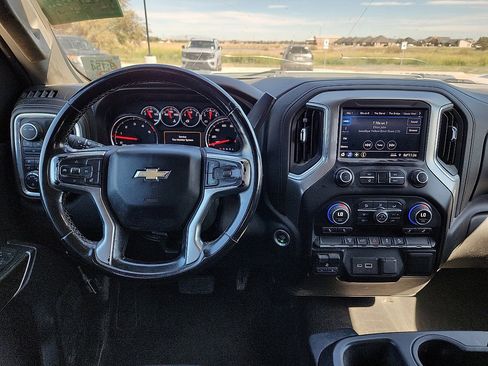 Used 2023 Chevrolet Silverado 2500 LT w/ Convenience Package image 5
