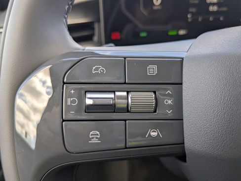 New 2026 Kia EV9 Wind image 30