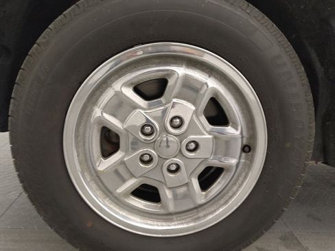 Used 2016 Jeep Patriot Sport w/ Power Value Group image 31