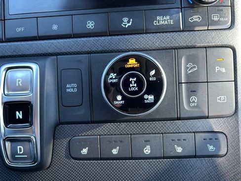 Used 2023 Hyundai Palisade Limited image 32