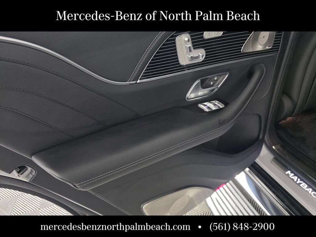 Certified 2025 Mercedes-Benz Maybach GLS 600 4MATIC image 19