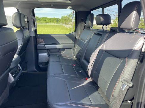 Used 2024 Ford F350 Lariat w/ Lariat Ultimate Package AWD/4WD image 23