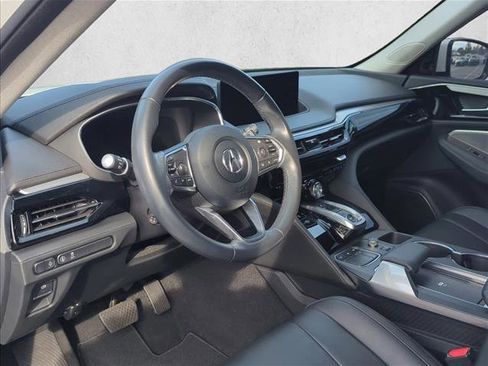 Used 2024 Acura MDX FWD image 9