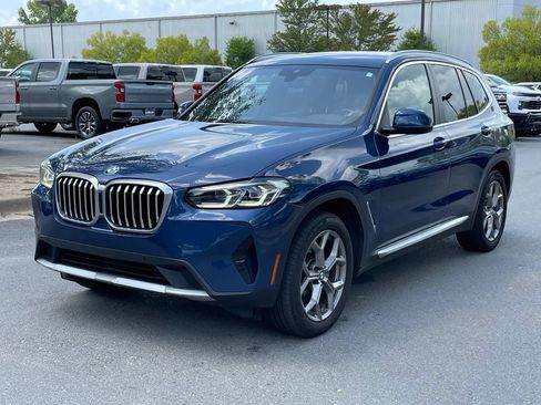 Used 2022 BMW X3 xDrive30i AWD/4WD image 3