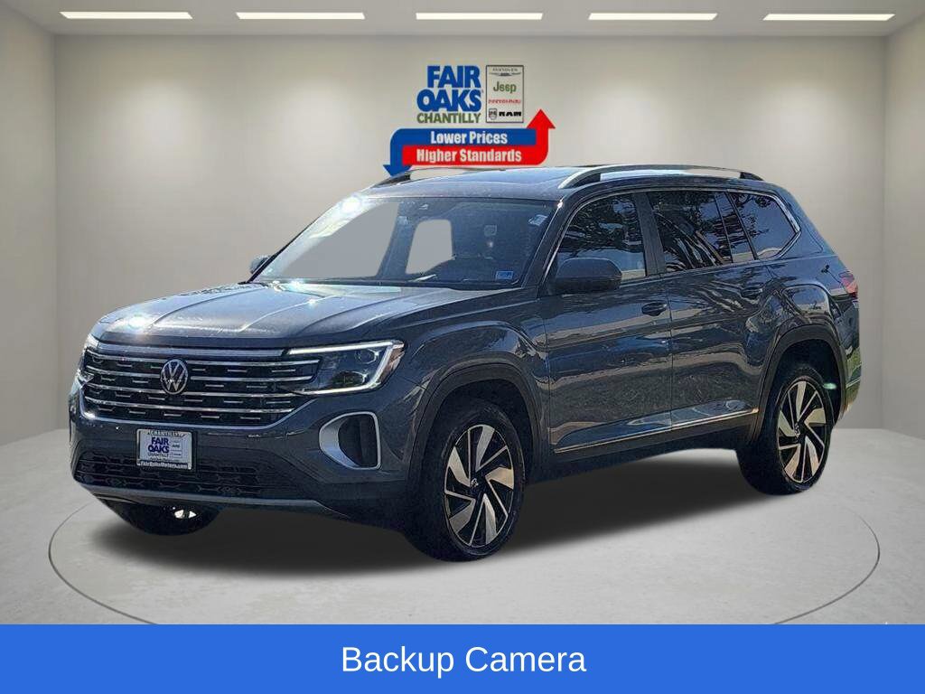 Used 2025 Volkswagen Atlas SEL AWD/4WD image 3