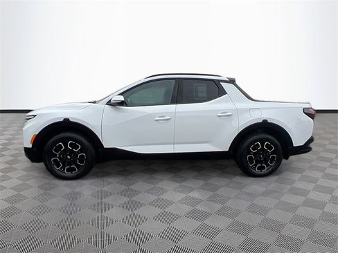 Used 2023 Hyundai Santa Cruz SEL Premium image 4