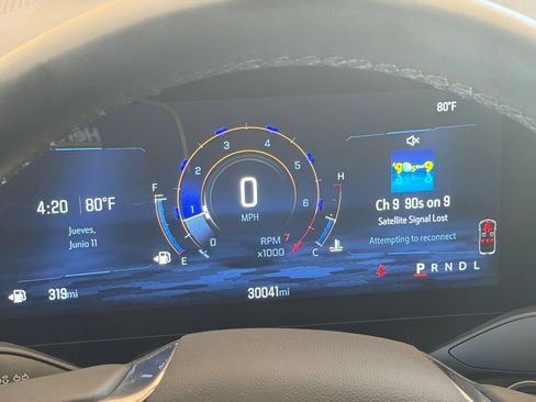 Used 2025 Chevrolet Equinox LT FWD image 40