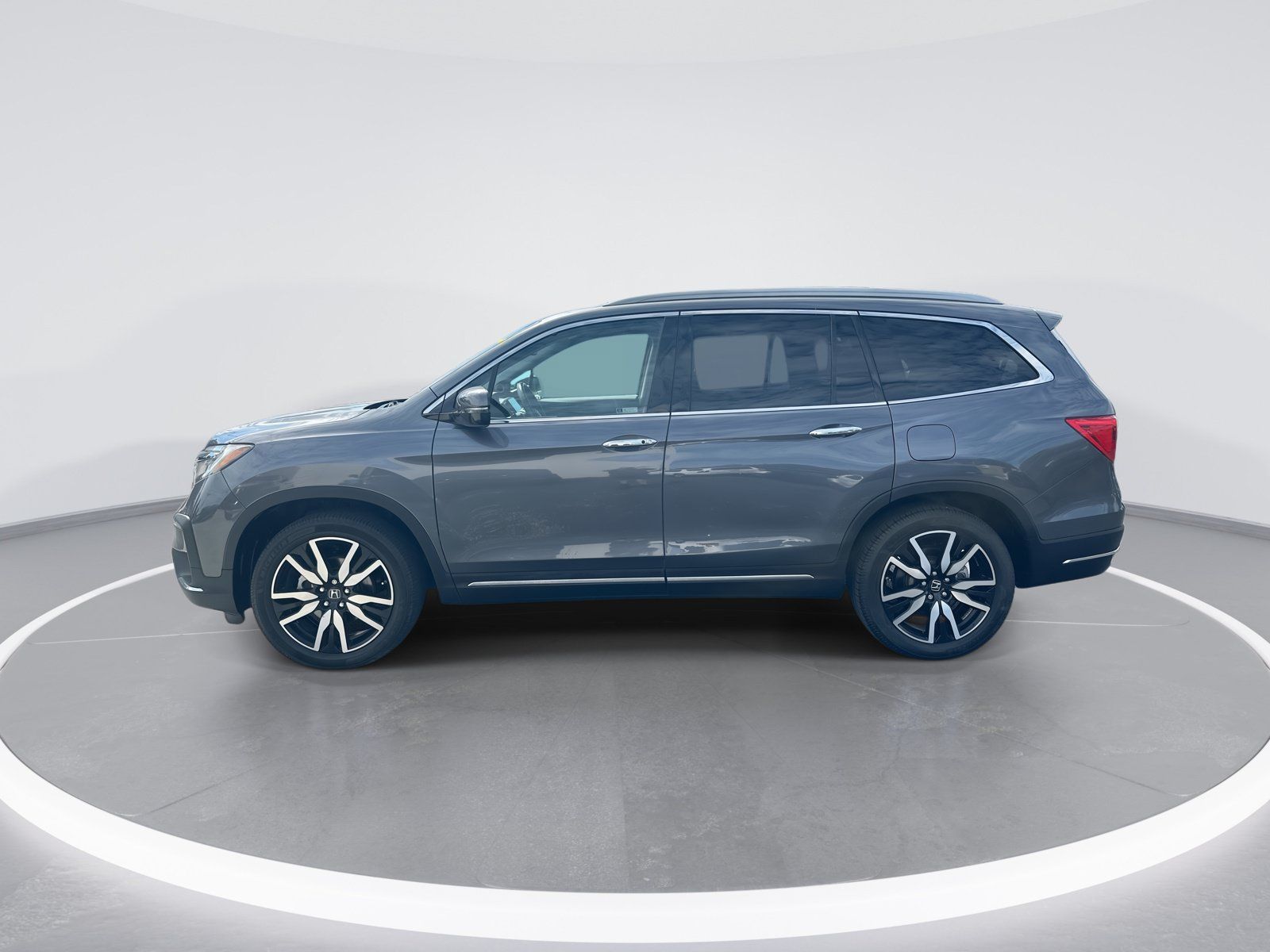 Used 2022 Honda Pilot Touring image 6