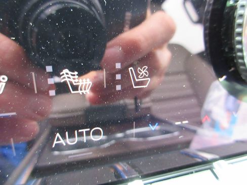 New 2027 GMC Acadia Denali Ultimate AWD/4WD image 19